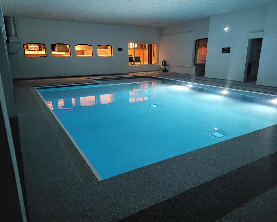 Hotel Causse Comtal Rodez, The Originals Relais Gages-le-Haut Zewnętrze zdjęcie