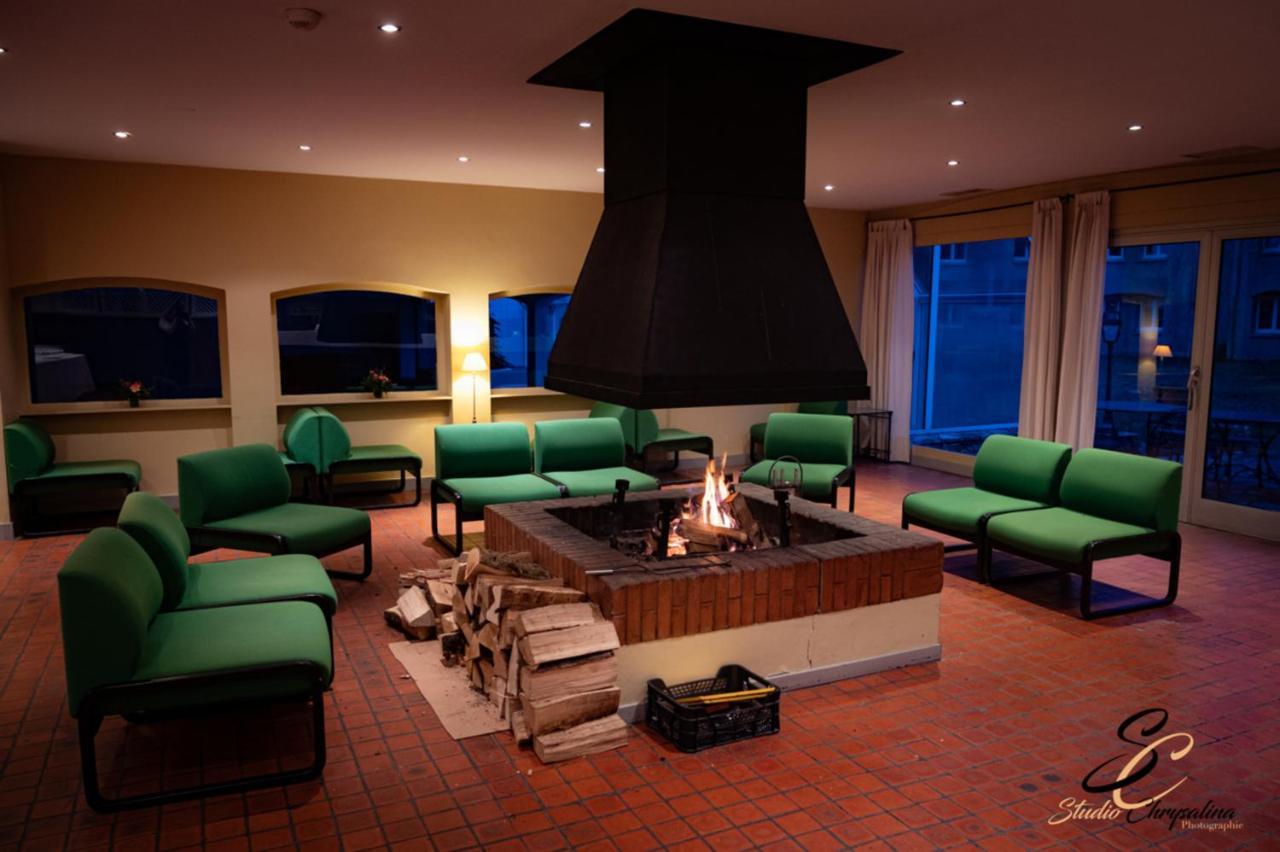 Hotel Causse Comtal Rodez, The Originals Relais Gages-le-Haut Zewnętrze zdjęcie
