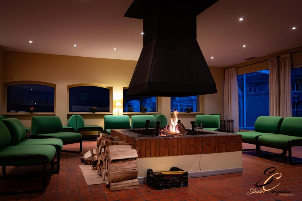 Hotel Causse Comtal Rodez, The Originals Relais Gages-le-Haut Zewnętrze zdjęcie